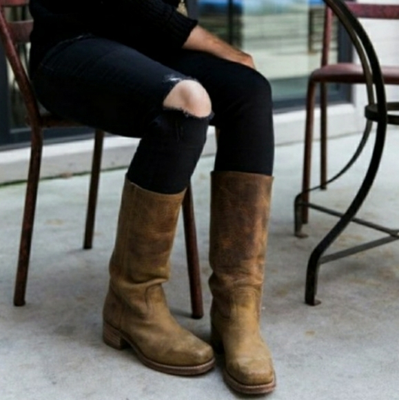 Frye Shoes - Frye Vintage Women's Campus 14L Boots
